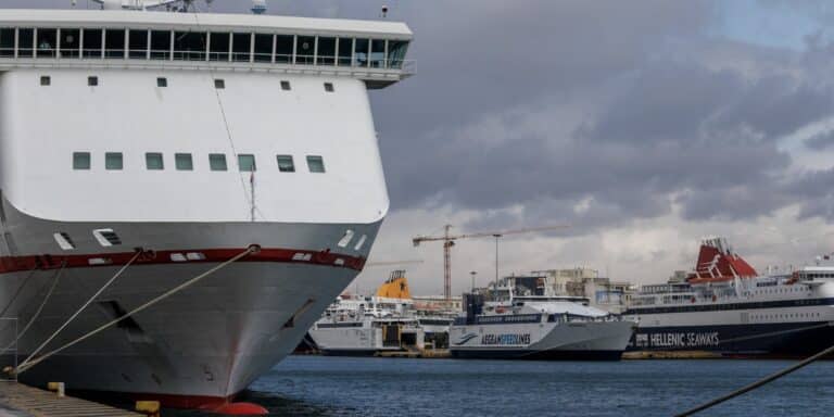 Καιρός: Προβλήματα λόγω ισχυρών ανέμων στις ακτοπλοϊκές συγκοινωνίες – Ποια δρομολόγια δεν εκτελούνται