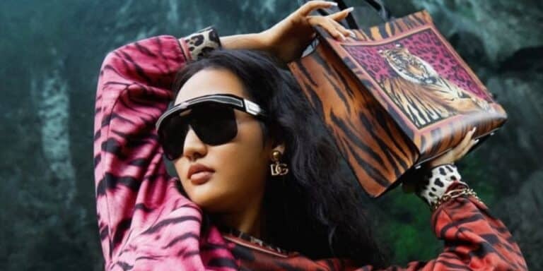 Ο οίκος «Dolce & Gabbana» σταματά να χρησιμοποιεί γούνα ζώων σε ενδύματα και αξεσουάρ (εικόνα)