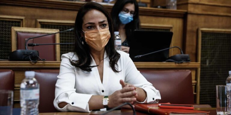 Μιχαηλίδου: «Προτεραιότητά μας η κοινωνική προστασία χωρίς αποκλεισμούς»