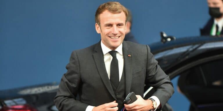 Συνομιλία Μακρόν-Μπάιντεν εν όψει της επίσκεψης του Γάλλου προέδρου στην Μόσχα