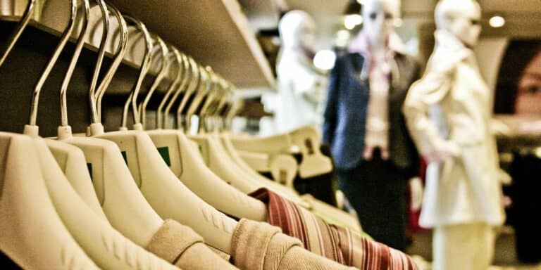 Ηχηρή παρουσία της ελληνικής μόδας στην Ισπανία – Πώς «κερδίζει» τους καταναλωτές