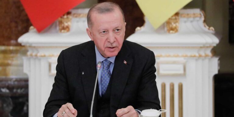 Παραλήρημα από τον Ερντογάν: «Δεν θα μείνουμε σιωπηλοί για τα αποστρατικοποιημένα νησιά»