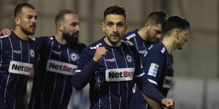 Super League: Ο Κουλούρης «χτύπησε» δύο φορές και ο Ατρόμητος νίκησε με 0-2 τον Απόλλωνα Σμύρνης