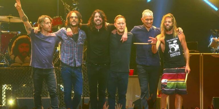 Οι Foo Fighters δίχασαν τους θαυμαστές τους – Πώς μία εικονική συναυλία τους «έσπασε» στα δύο