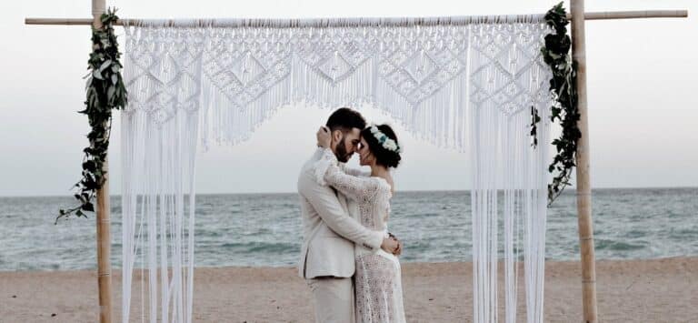 Η Πάρος στους καλύτερους προορισμούς για γαμήλια ταξίδια – Τι ψάχνουν τα ζευγάρια