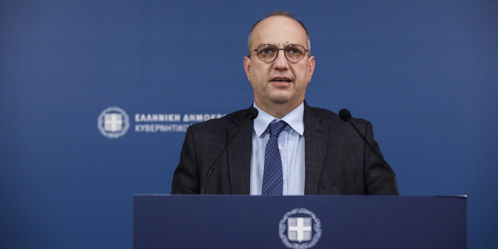 O κυβερνητικός εκπρόσωπος Γιάννης Οικονόμου