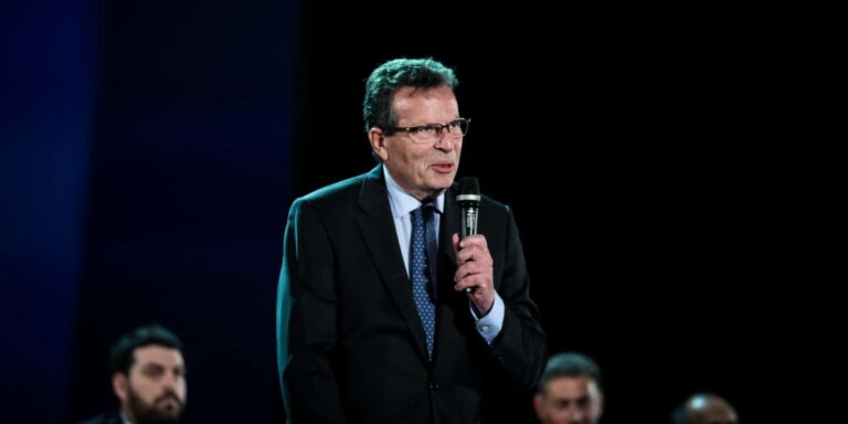 Ο Γιώργος Κύρτσος απαντά με αιχμές στη ΝΔ για τη διαγραφή του