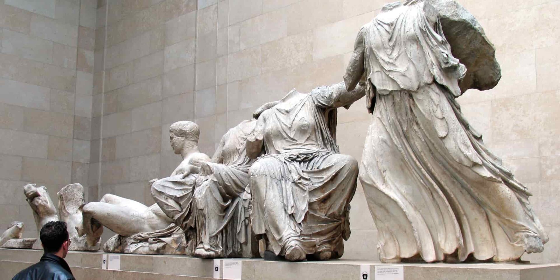 Η πτέρυγα με τα γλυπτά του Παρθενώνα στο Βρετανικό Μουσείο