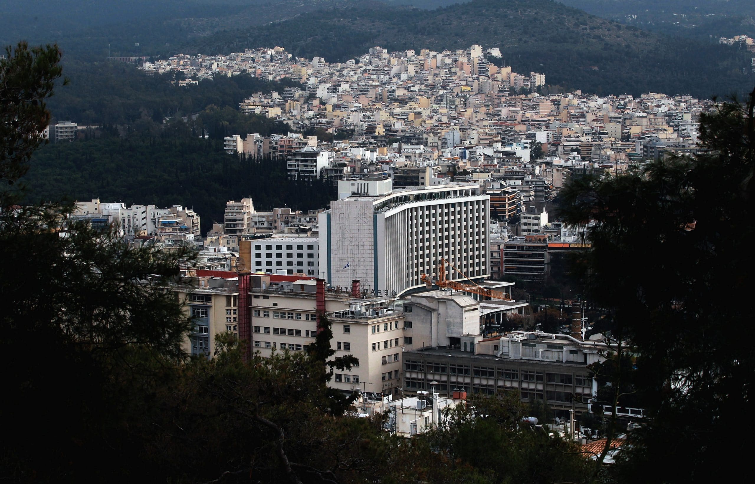 Εξωτερική άποψη του ξενοδοχείου "Hilton" στην Αθήνα,