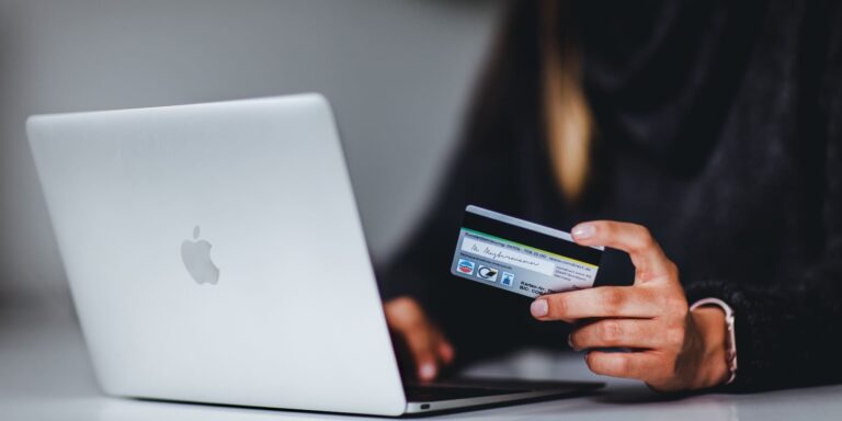 Το 60% των Ελλήνων καταναλωτών θα ψωνίζει μέσω Internet και μετά την πανδημία