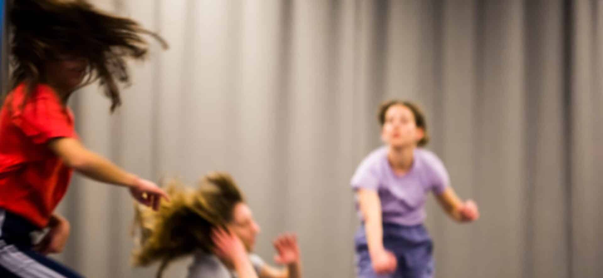 Παράσταση χορού της Ίρις Καραγιάν