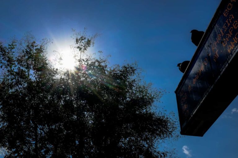 Καλός καιρός με ήλιο αύριο – Ανεβαίνει η θερμοκρασία