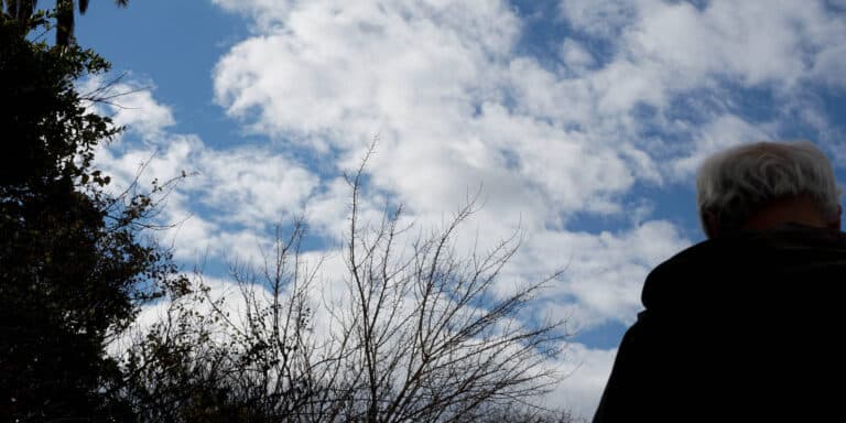 Βελτιώνεται ο καιρός την Τετάρτη – Βροχές αναμένονται στα νησιά