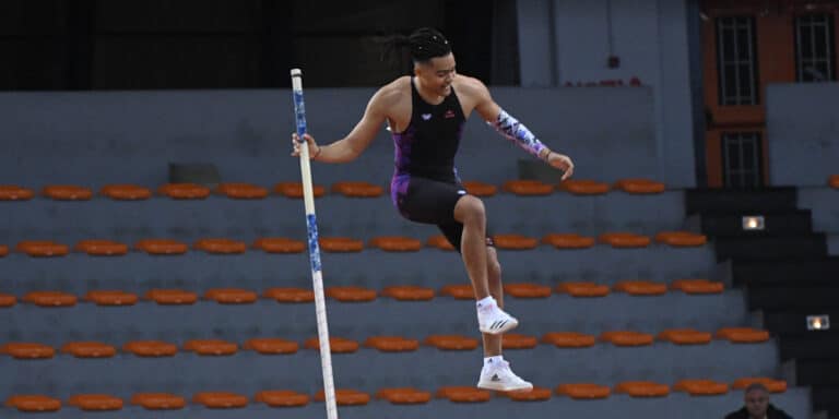 Νέο ατομικό ρεκόρ Καραλή στο επί κοντώ – Πέρασε τα 5.81μ. στην Ουψάλα