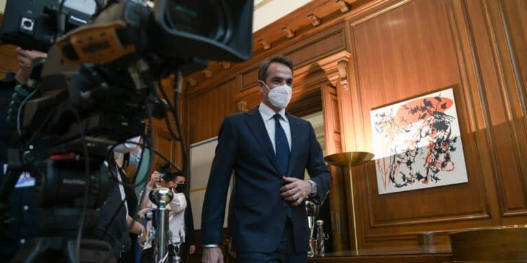 Μητσοτάκης: «Νέα μόνιμη μείωση 13% στον ΕΝΦΙΑ»