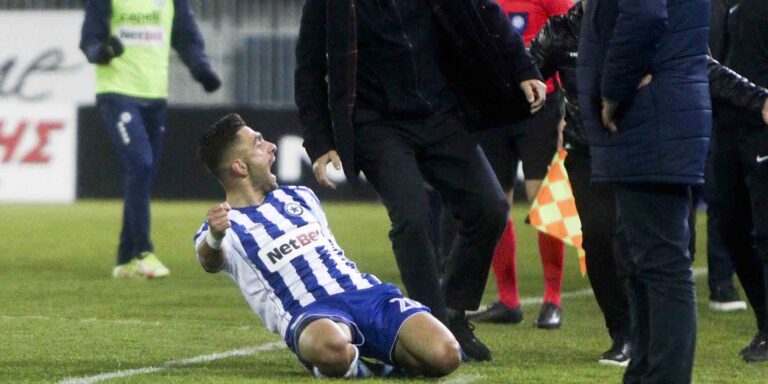 Super League: Μεγάλη ανατροπή από Ατρόμητο και 3-1 τη Λαμία