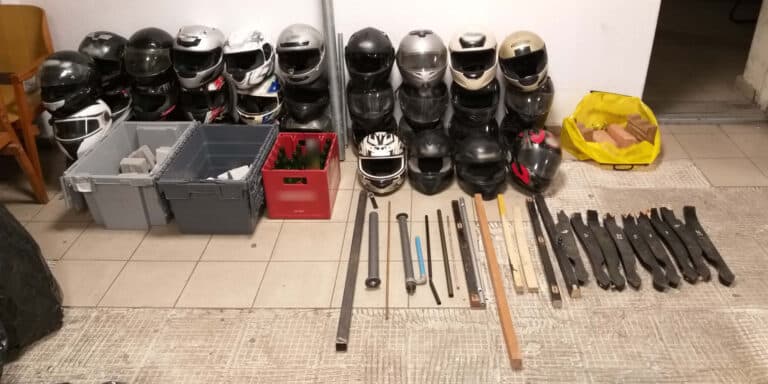 Θεσσαλονίκη: Κανονικά «οπλοστάσια» οι 13 σύνδεσμοι που έλεγξε η Αστυνομία – Έγιναν δύο συλλήψεις (εικόνες)