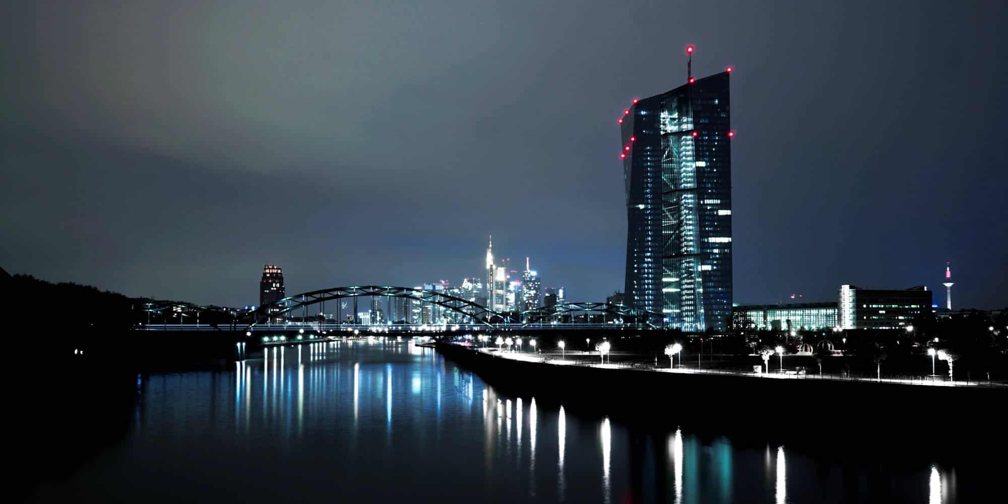 Η εικόνα του κτιρίου όπου στεγάζεται η ΕΚΤ στη Φρανκφούρτη