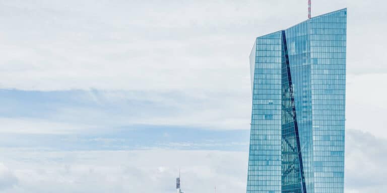 ΕΚΤ: «Εξαιρετικό» το σχέδιο της Ελλάδας να χρησιμοποιήσει κονδύλια της ΕΕ για την πανδημία