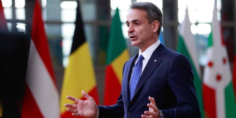 Μητσοτάκης: «Επιφυλακτική η Ελλάδα για τη δημιουργία κλειστών κέντρων μεταναστών όπως στην Ιταλία»
