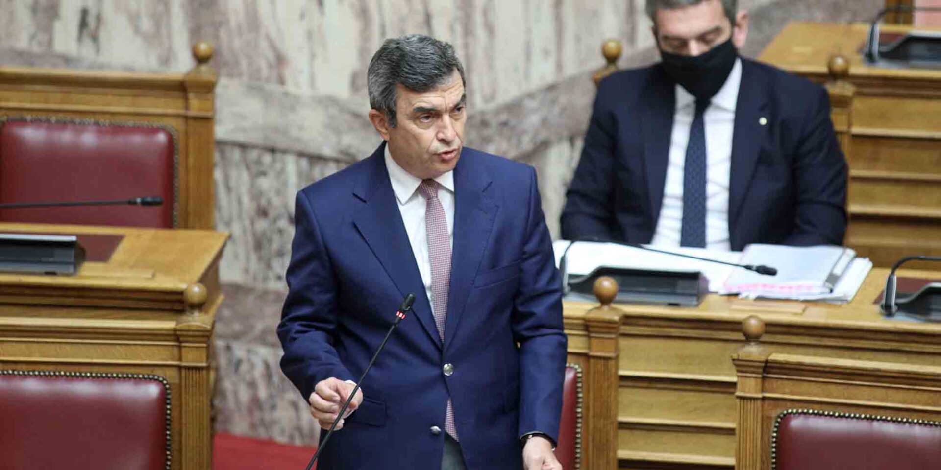 Ο υφυπουργός Προστασίας του Πολίτη, Λευτέρης Οικονόμου