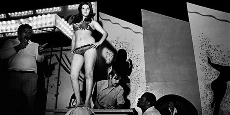 Ο Ken Light αναρωτιέται «Έχουμε ωθήσει την Αμερική πέραν του ορίου επισκευής;»