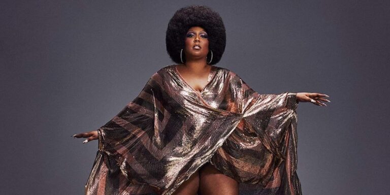 Η Lizzo μιλάει για την κατάθλιψη και καταρρίπτει τα στερεότυπα για τις μεγαλόσωμες γυναίκες