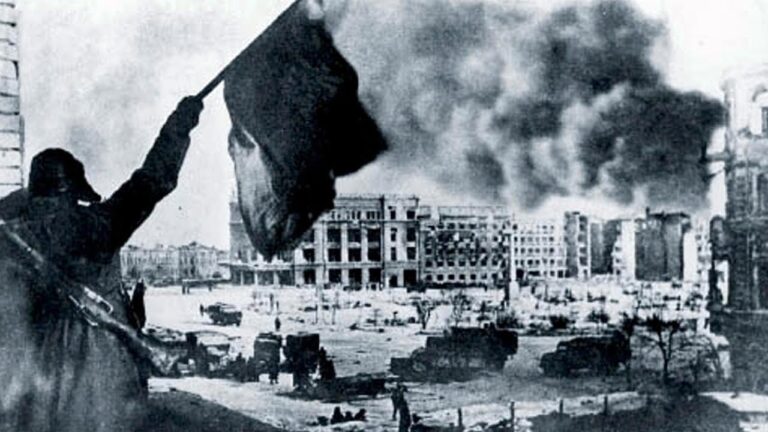 Σαν σήμερα: Τελειώνει μετά από 140 μέρες η Μάχη του Στάλινγκραντ (βίντεο)