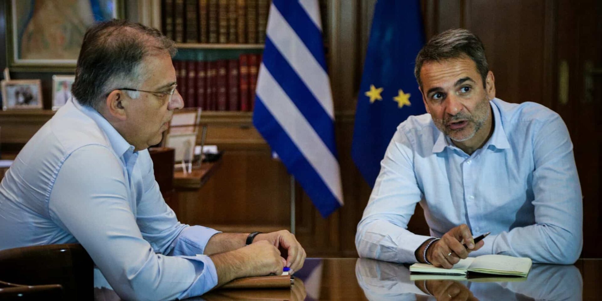 Ο Κυριάκος Μητσοτάκης και ο Τάκης Θεοδωρικάκος στο Μαξίμου