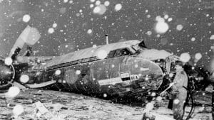 munich - Μάντσεστερ Γιουνάιτεντ: 64 χρόνια από την τραγωδία του Μονάχου - 23 νεκροί από τους 43 επιβάτες του μοιραίου αεροσκάφους (εικόνες)