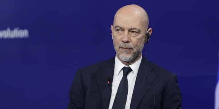 Αναστασόπουλος: «Να αναθεωρηθεί η ισορροπία φύλου από τις επιχειρήσεις»