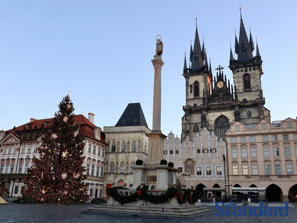 Η πλατεία της Πράγας τα Χριστούγεννα