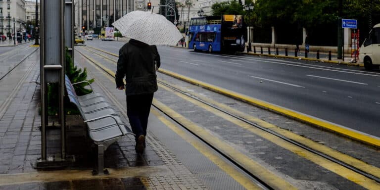Συννεφιασμένος ο καιρός την Τετάρτη σε όλη τη χώρα – Βροχές αναμένονται στα δυτικά