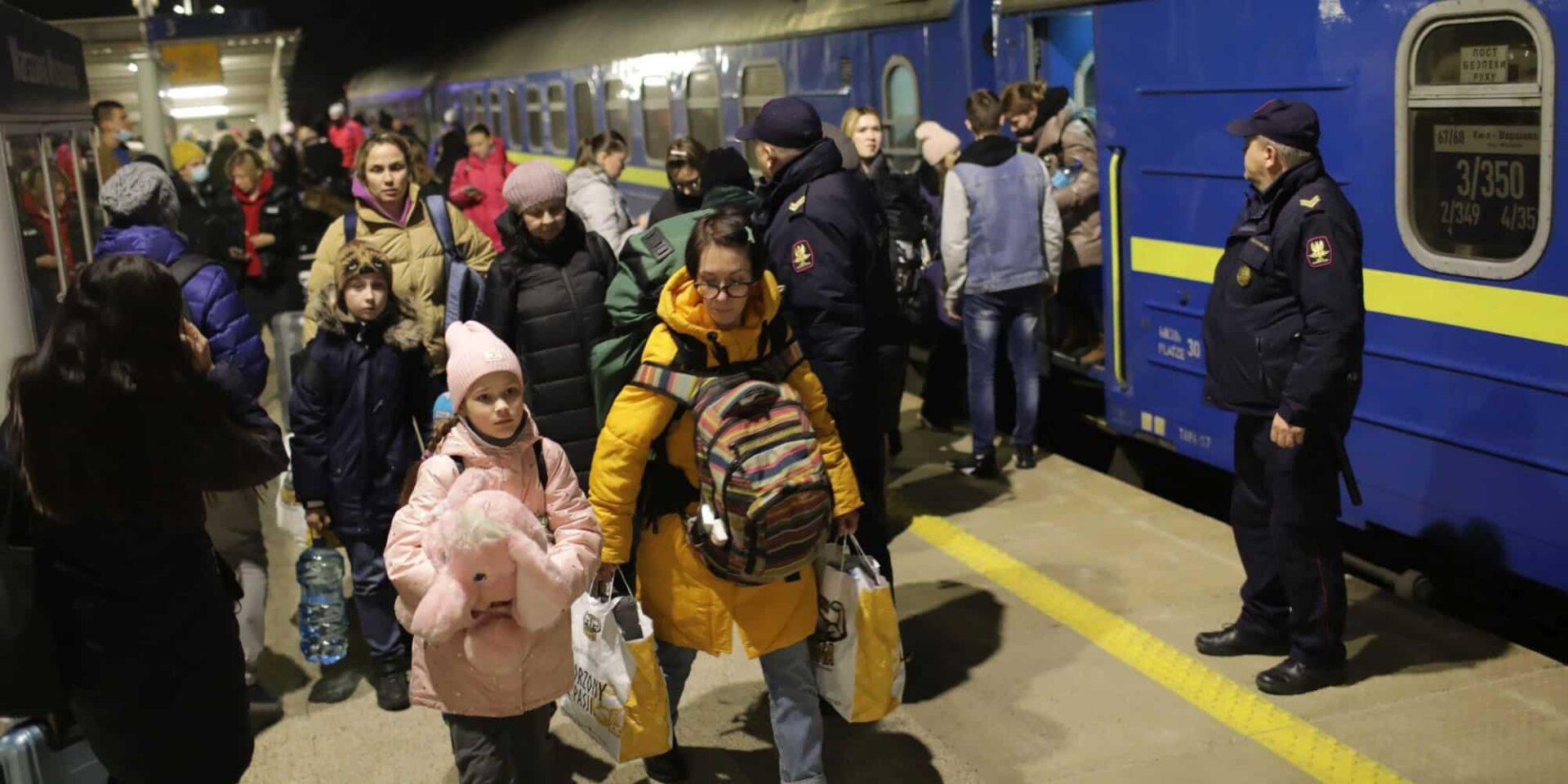 Ουκρανοί εγκαταλείπουν τη χώρα τους