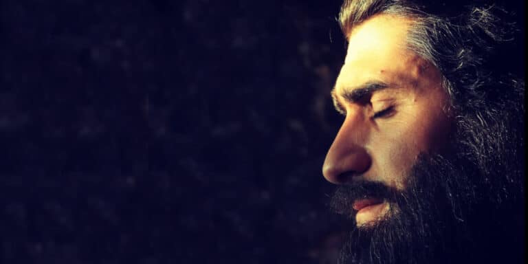 Προκόπης Αγαθοκλέους: Γνωρίζουμε τον ηθοποιό πίσω από τον Άγιο Παΐσιο – Το παιδικό όνειρο να γίνει πυροσβέστης και η σχέση του με την πίστη