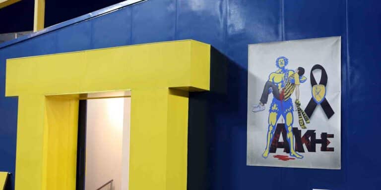 Super League: Το συγκλονιστικό πανό του Παναιτωλικού για τον Άλκη (εικόνα)