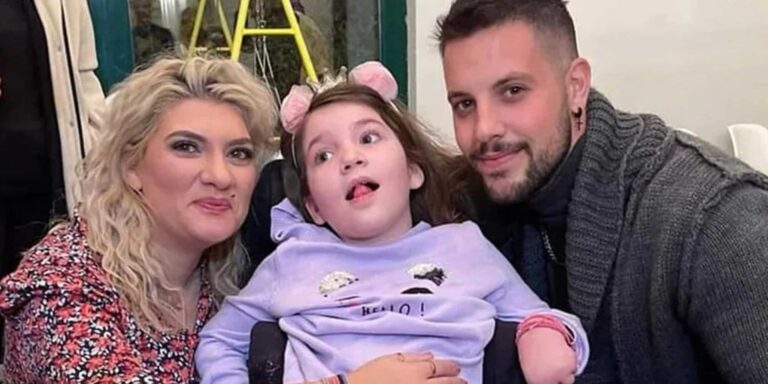 «Ας σταματήσουν οι ανακρίβειες», λένε οι γονείς των τριών κοριτσιών που πέθαναν μέσα σε 3 χρόνια