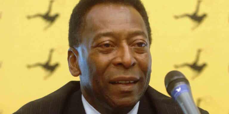 Δε χάνει το κέφι του ο Πελέ, παρακολούθησε το Super Bowl από το νοσοκομείο (εικόνα)