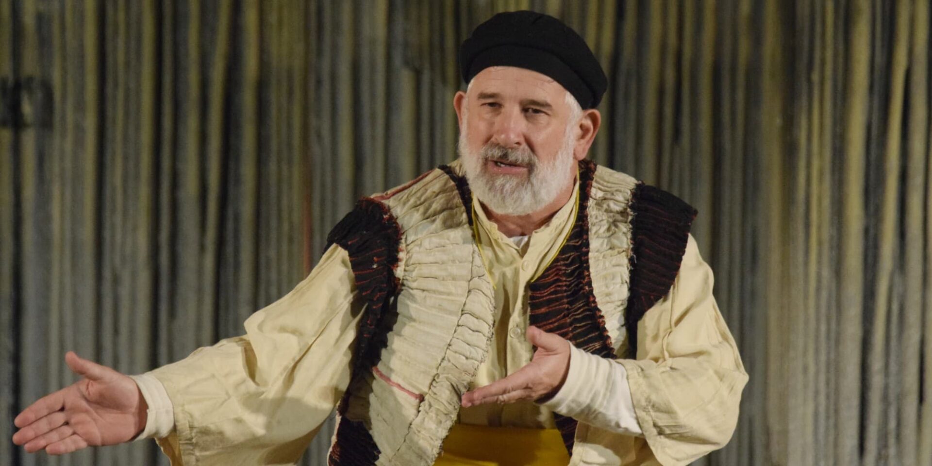 Ο Πέτρος Φιλιππίδης