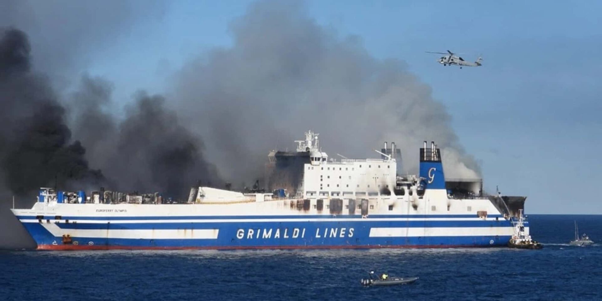 Φωτιά στο Euroferry Olympia