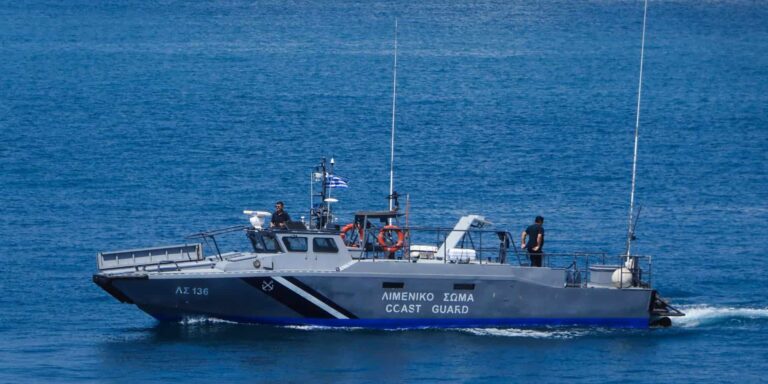 Προκλητικό επεισόδιο στο Αιγαίο από Τούρκους ψαράδες – Ένταση με το Λιμενικό (βίντεο)