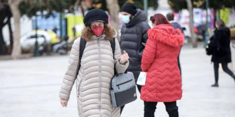 Κορονοϊός: Σχεδόν 1 στα 4 νέα κρούσματα στην Αττική, 2.391 στην Θεσσαλονίκη