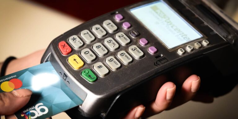 Πρεμιέρα για τη νέα φορολοταρία τη Δευτέρα: Ένας τυχερός κερδίζει 50.000 ευρώ