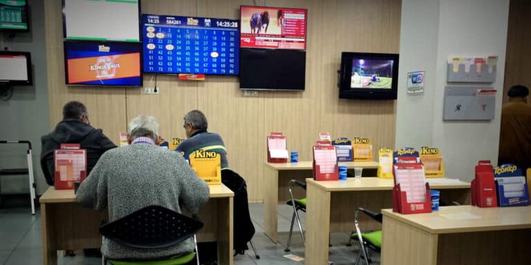 Ληστές εισέβαλαν ένοπλοι σε πρακτορείο του ΟΠΑΠ στην Κυψέλη