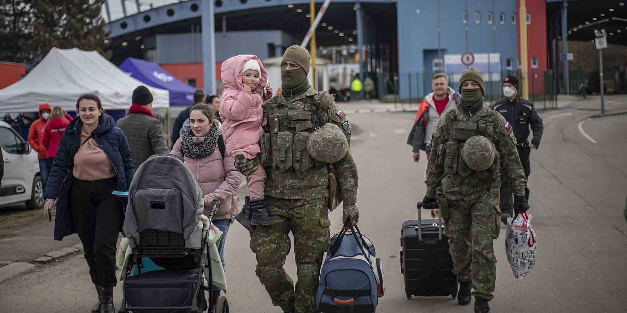 Οι Ουκρανοί εγκαταλείπουν την πατρίδα τους