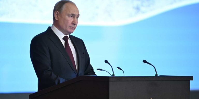 Η Ρωσία ανακοίνωσε ασκήσεις με εκτόξευση βαλλιστικών πυραύλων υπό τη διεύθυνση Πούτιν