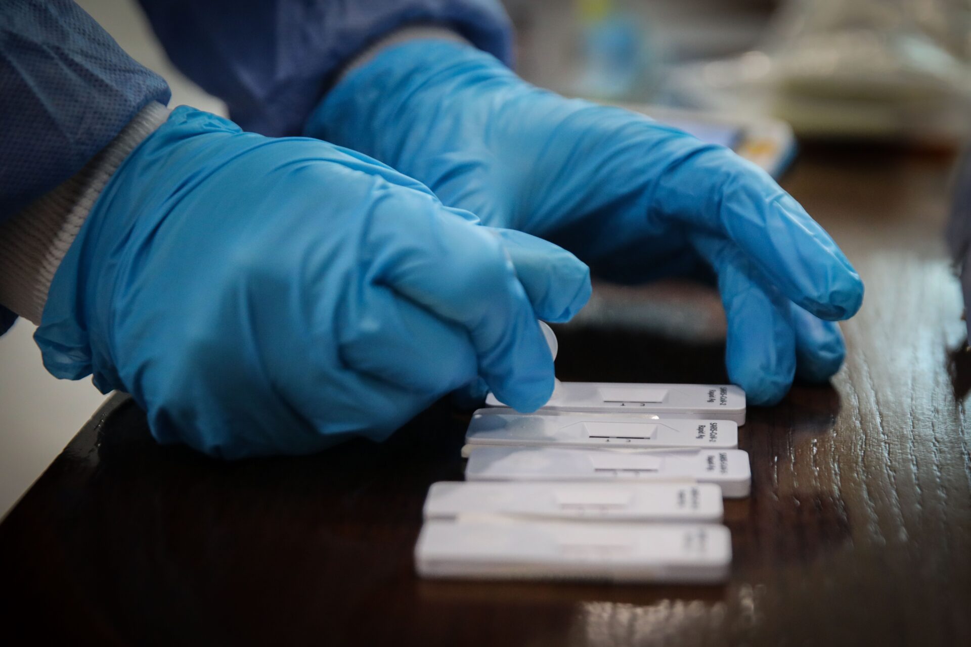 Διεξαγωγή rapid test από τον ΕΟΔΥ
