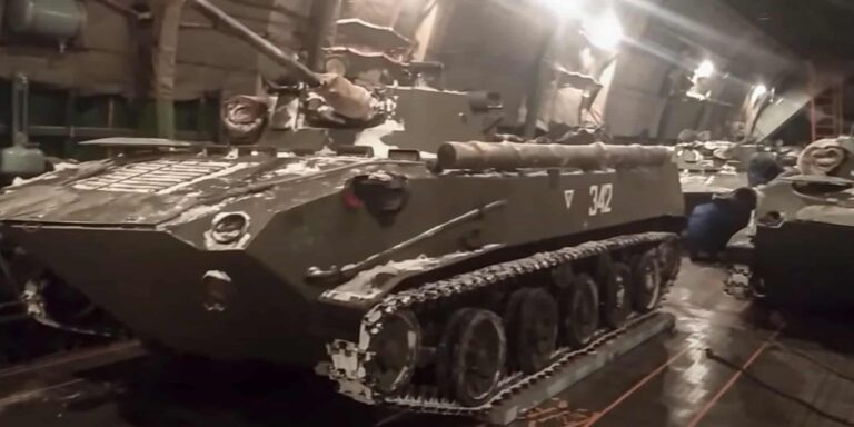 Η Ρωσία ανακοίνωσε το τέλος των στρατιωτικών ασκήσεων στην Κριμαία – Αποχωρούν στρατεύματα