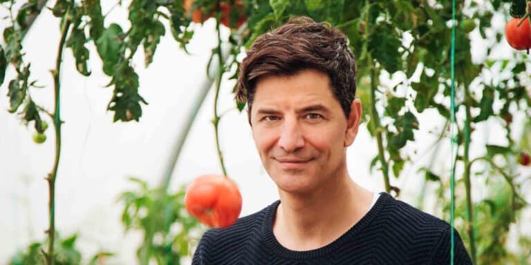 Διευκρινιστική δήλωση από Ρουβά για Λιγνάδη: «Τα λόγια μου αναφέρονταν στον άνθρωπο που εγώ γνώρισα επαγγελματικά»