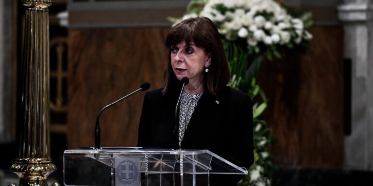 Σακελλαροπούλου για Σαρτζετάκη: «Αποχαιρετάμε με συγκίνηση έναν άξιο λειτουργό της Δικαιοσύνης»